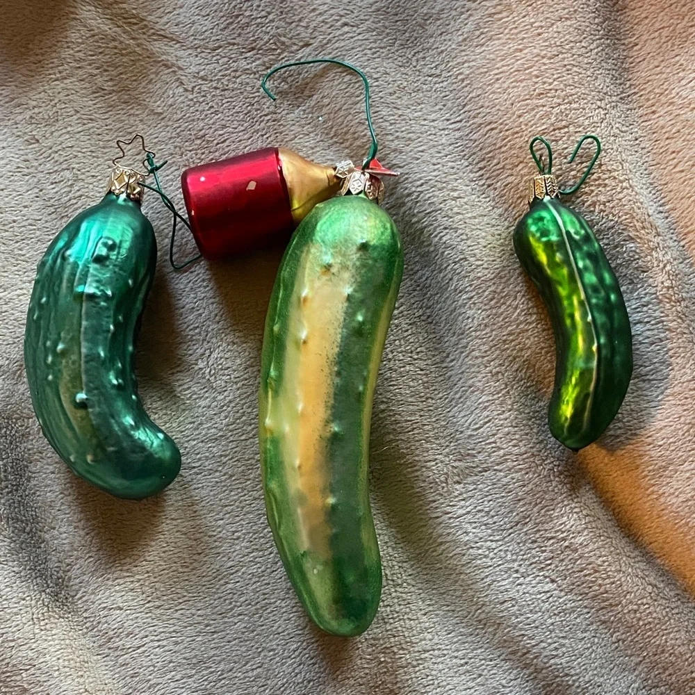 Blown glass vintage Christmas ornaments set of 3 peppers
